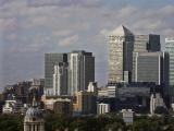 Canary Wharf - panorama dzielnicy finansowej Londynu. Fot. Bloomberg
