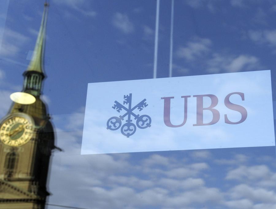 Mimo powrotu UBS do zysków, bogaci klienci dalej uciekają z banku 