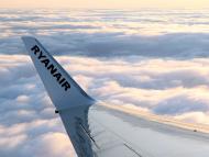 Henderson: Ryanair znacznie lepiej oparł się kryzysowi od tradycyjnych linii lotniczych