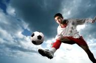 Polski futbol odstrasza kibiców i inwestorów