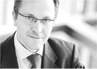 Rybiński: Warcząca demokracja