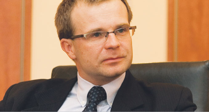 Kotecki: Trudno będzie wejść do ERM2 w pierwszej połowie tego roku