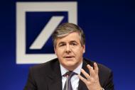 Deutsche Bank „zglobalizuje” ciężar superpodatku od premii