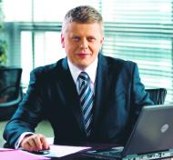 Oto człowiek, ktory rządzi Telekomunikacją Polską