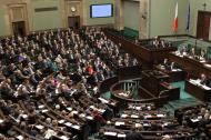 TNS Polska: PO - 28 proc. poparcia; PiS - 25 proc.